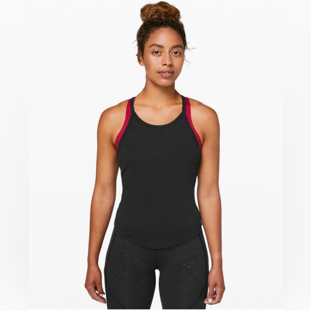 Lululemon Stronger As One Ribbed Tank in Black. Size 10